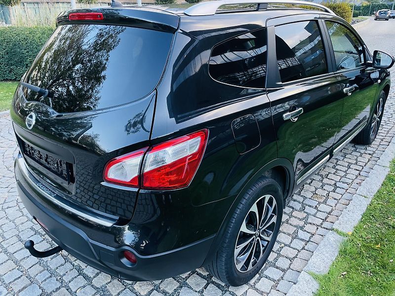 Nissan Qashqai 2.0i +2 MAN 1MAJ TAŽNÉ KAMERA - fotka 12 z 46