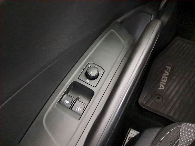 Škoda Fabia (2023) Ambition 1.0, ČR,1.maj - fotka 14 z 14