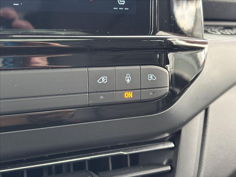 Ford Tourneo Custom 2,5 PHEV 171kW Titanium X L1 - fotka 53 z 59
