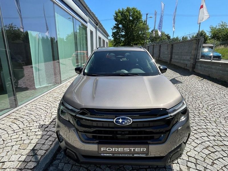 Subaru Forester (2025) 2.0i Touring - NOVINKA - fotka 2 z 13