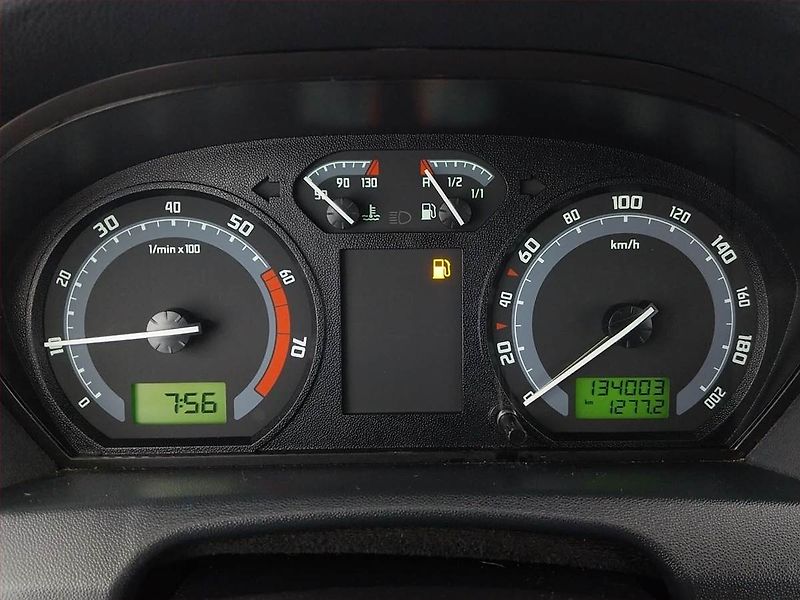 Škoda Fabia (2007) 1.2, jezdí dobře - fotka 11 z 13