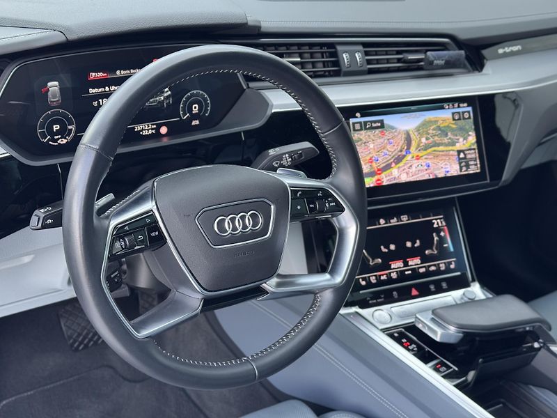 Audi e-tron Sportback 55 quattro S line - fotka 5 z 34