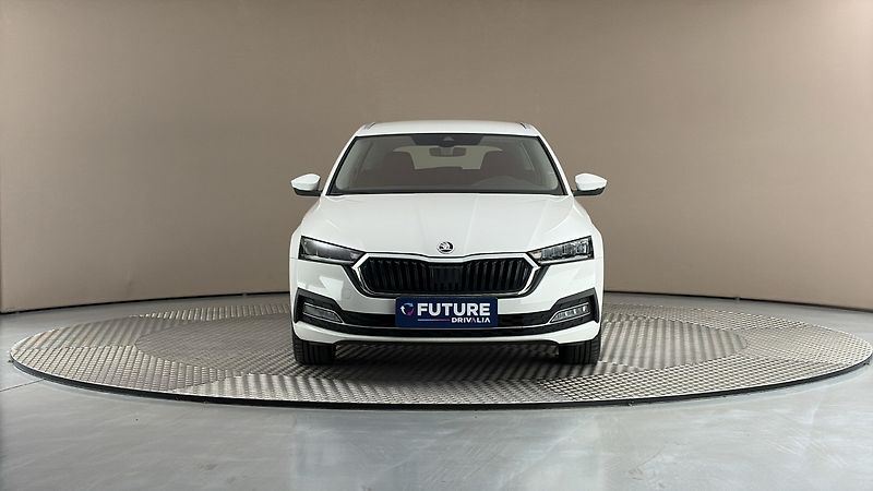 Škoda Octavia 2.0 TDI DSG Style Combi - fotka 3 z 26