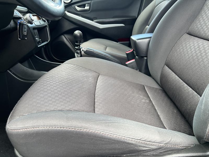 SsangYong Korando 2.0e-XGi NAVI KAMERA KLIMA - fotka 11 z 45