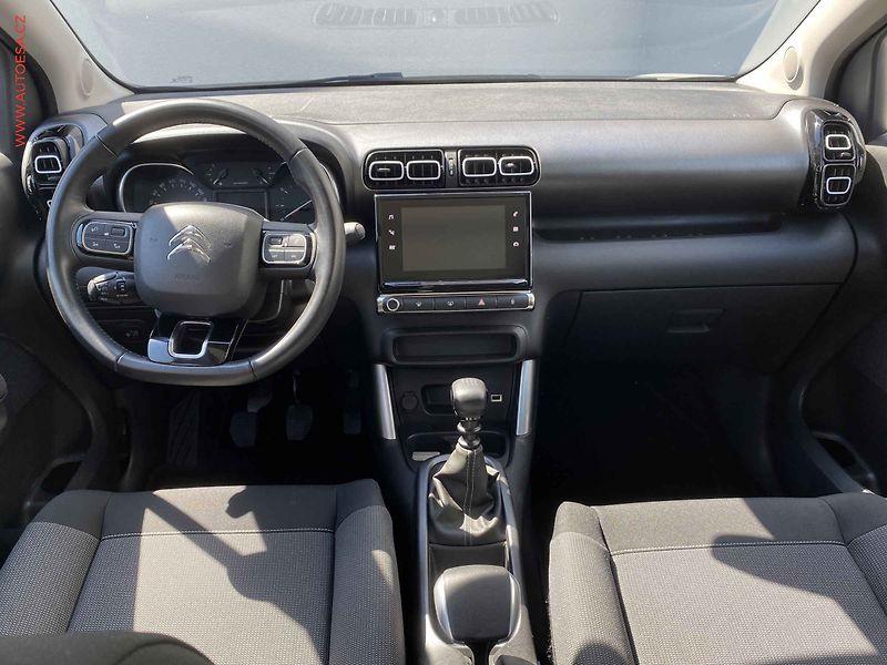 Citroën C3 Aircross (2019) 1.2 PT, RIP CURL, navi, panor - fotka 8 z 17