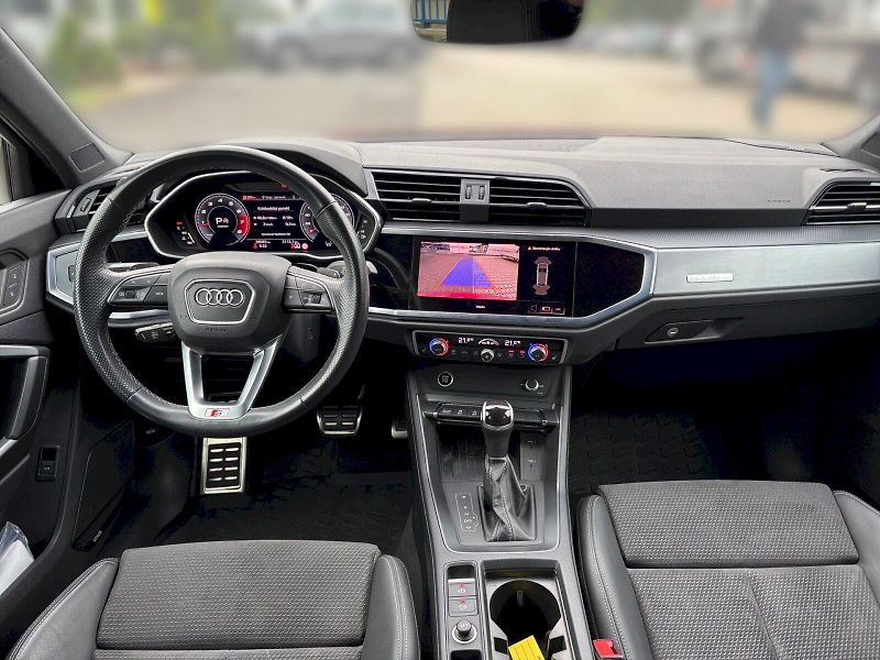Audi Q3 (2021) Sportback S LINE 45 TFSI 180 K - fotka 5 z 28