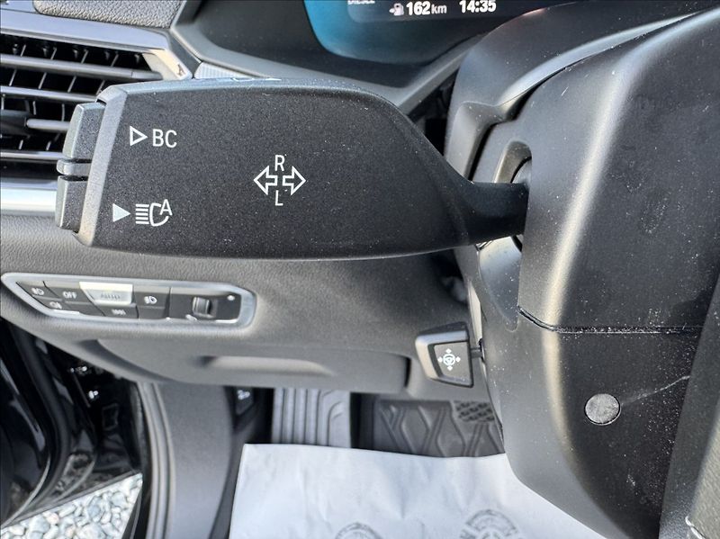 BMW X5 3,0 xDrive 30d DPH 1.maj. ČR - fotka 27 z 50