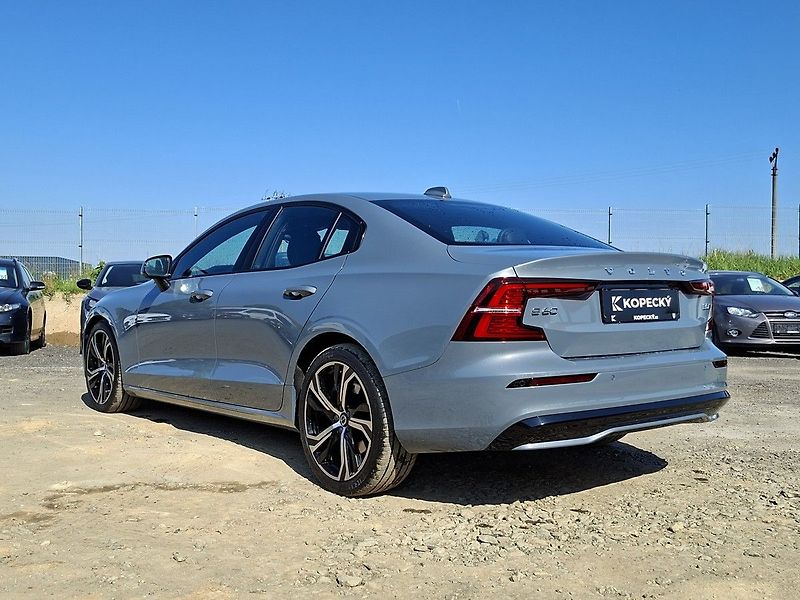 Volvo S60 B5 AWD PLUS 1.MAJ! - fotka 11 z 29