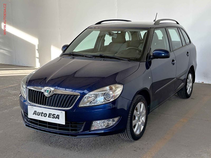 Škoda Fabia (2012) 1.2 tsi, ČR, autoAC - fotka 3 z 15