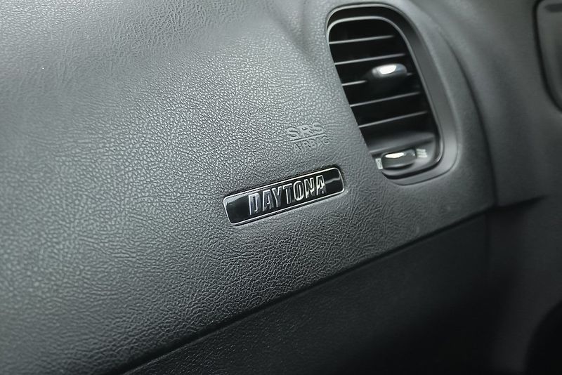 Dodge Charger 6.4 HEMI DAYTONA EDITION - fotka 28 z 34