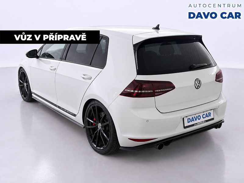 Volkswagen Golf 2,0 TSI GTI DSG Clubsport - fotka 2 z 10