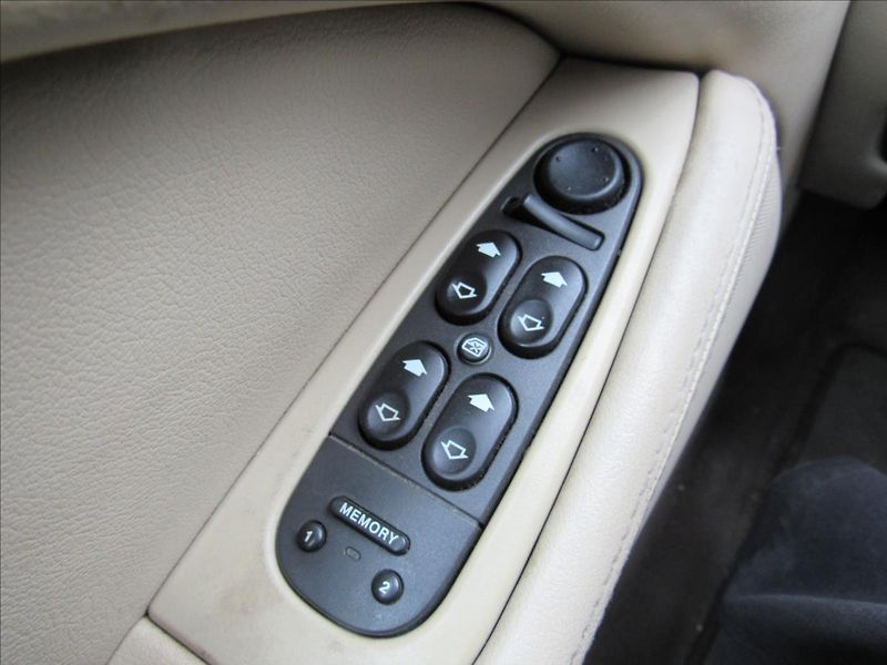 Jaguar S-Type 3,0 i Exclusive 175 KW - fotka 24 z 28
