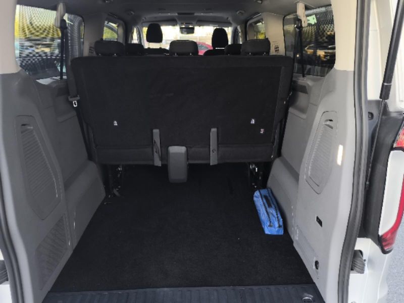 Volkswagen Caravelle 2.0 TDI 4Motion - fotka 22 z 27