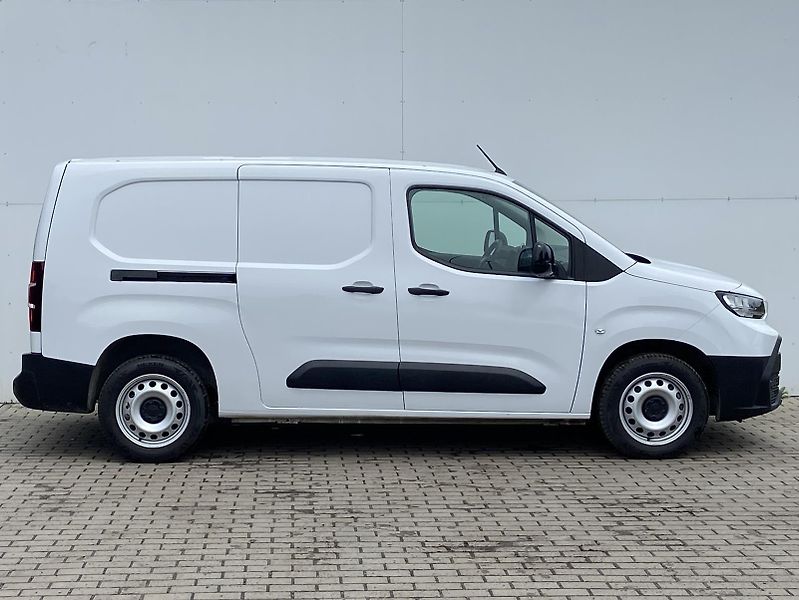 Toyota ProAce City 1.5 D-4D 130k Long Active Mult - fotka 3 z 21
