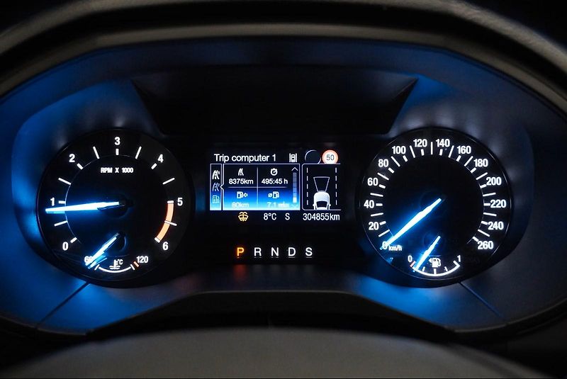 Ford S-MAX  2,0 TDCI 110kW AUTOMAT - fotka 20 z 35