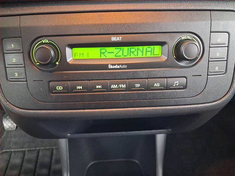 Škoda Fabia (2010) Ambition 1.2 12V, ČR,1.maj - fotka 15 z 18