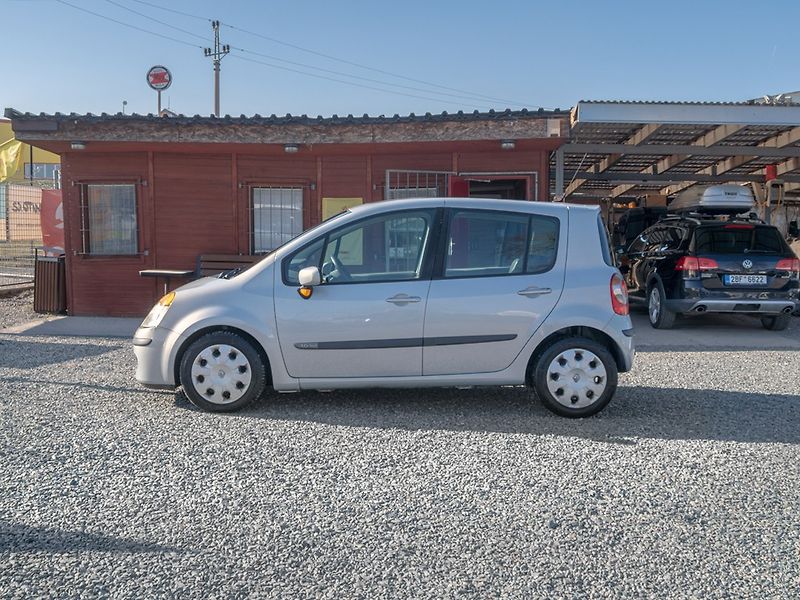 Renault Modus (2005) 1.6i 16V 82KW DIGI – PANORAMA - fotka 8 z 46