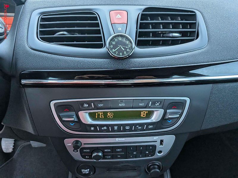Renault Fluence (2014) 1.6 16V, ČR, AC, TZ - fotka 15 z 16