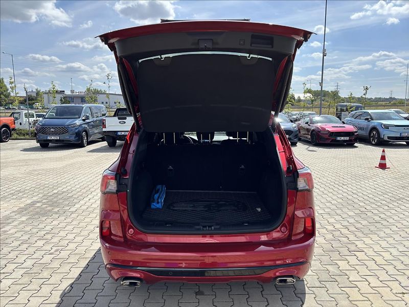 Ford Kuga 2,0 EcoBlue ST-Line X AWD AUT - fotka 9 z 50