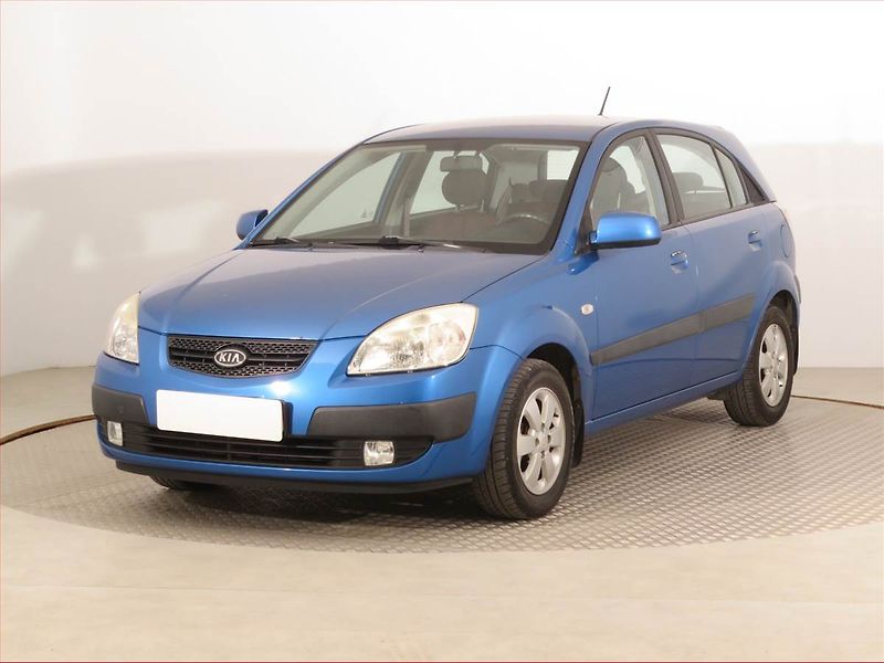Kia Rio (2009) 1.4 16V, po STK, jezdí výborně - fotka 2 z 15