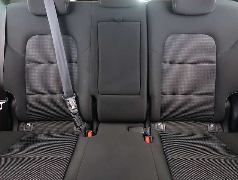 Kia Sportage (2021) 1.6 T-GDI, 4X4, Automat, ČR - fotka 10 z 21