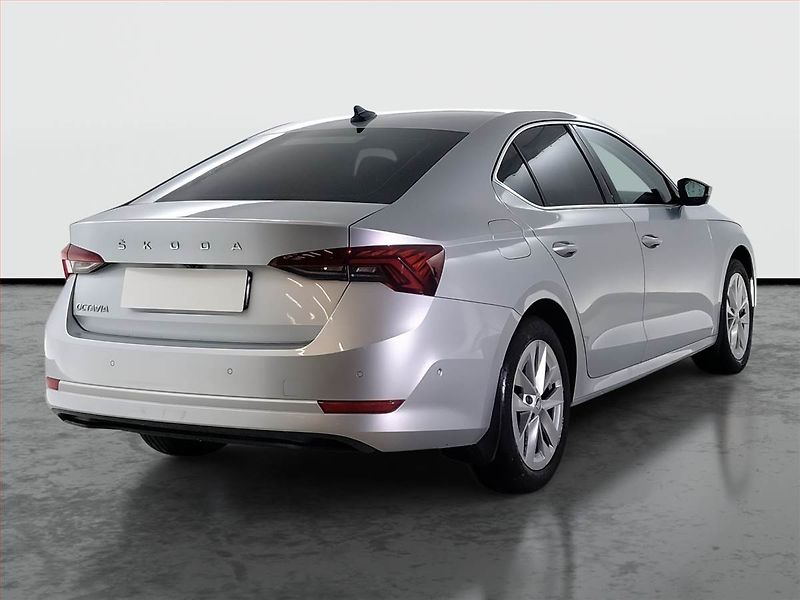 Škoda Octavia (2023) Style 2.0 TDI, Tempomat - fotka 5 z 16