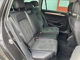 Volkswagen Passat 2,0 TDi DSG ELEGANCE MATRIX - náhled 16