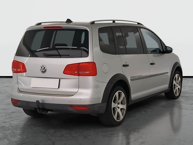 Volkswagen Touran (2011) Comfortline 1.4 TSI, 7 míst - fotka 5 z 17