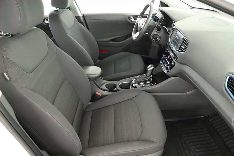 Hyundai Ioniq (2017) Hybrid, Automat, Tempomat - fotka 7 z 15