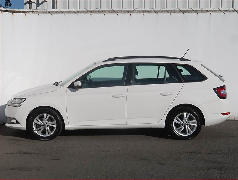 Škoda Fabia (2023) Ambition 1.0 TSI, ČR,1.maj - fotka 3 z 19