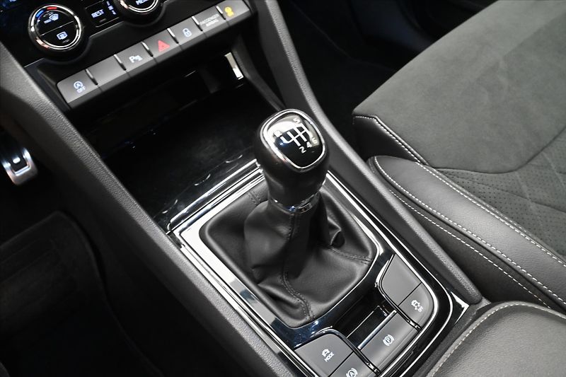 Škoda Kodiaq 1,5 TSI 110kW Sportline Busine - fotka 22 z 31