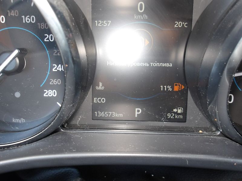 Jaguar XE 2,0D 120kW NAJ:133000km !!! - fotka 26 z 34
