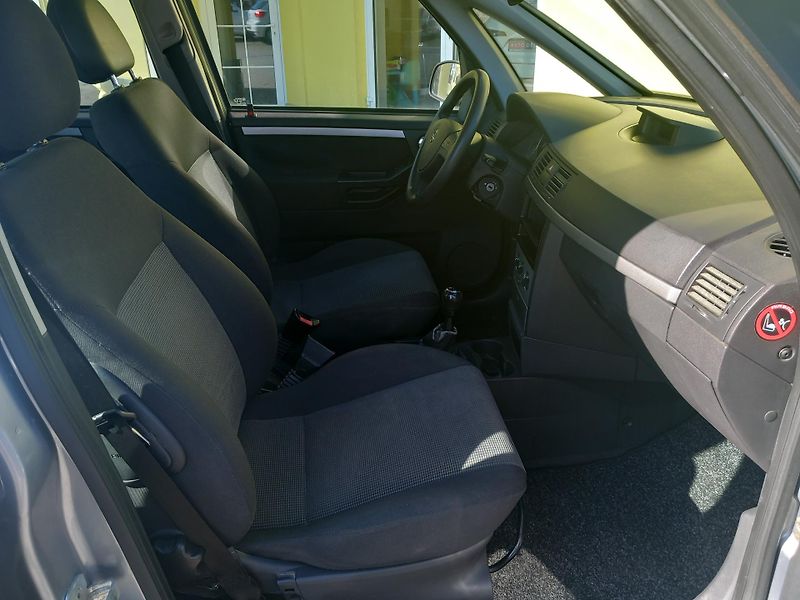 Opel Meriva (2004) 1,6i 64kw NOVÁ STK SERVISKA - fotka 12 z 17