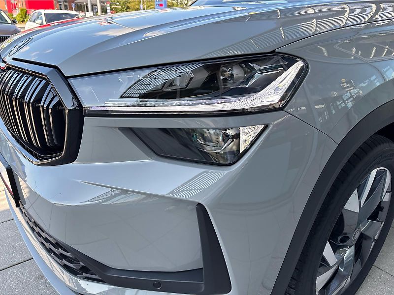 Škoda Kodiaq SPORTLINE 2.0TDI 142kW 4X4 - fotka 30 z 30