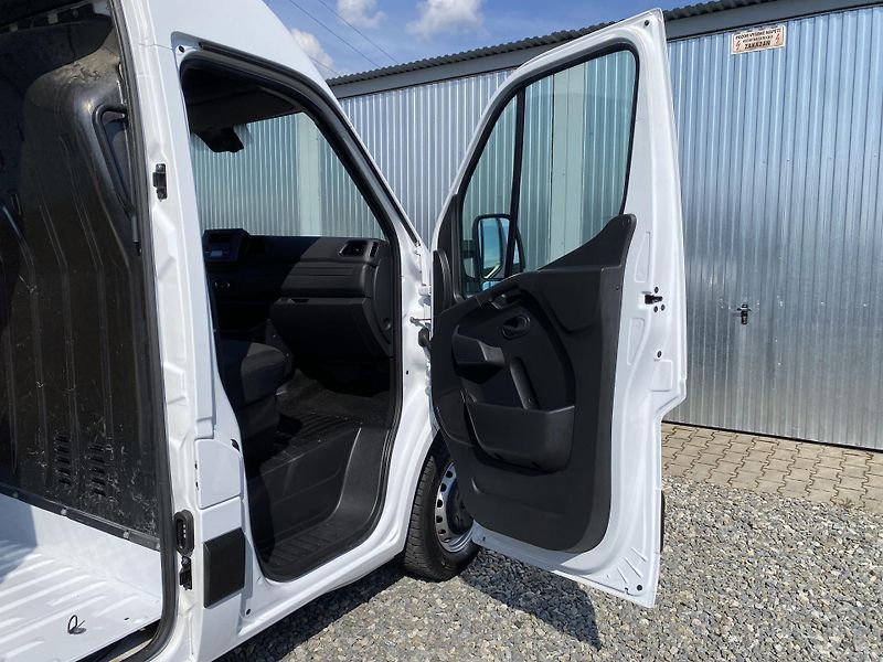 Renault Master 2.3DCi 145PS CZ DPH 99TKM TOP! - fotka 116 z 145