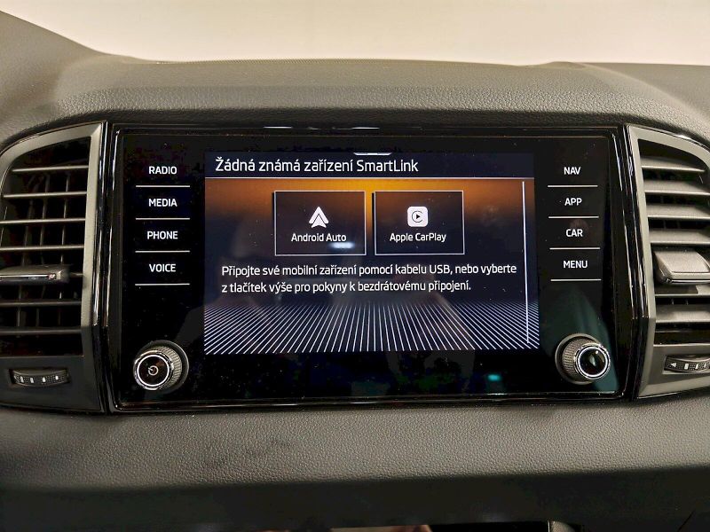 Škoda Karoq (2025) 1.5 TSI 110 kW DSG Sportline - fotka 15 z 32