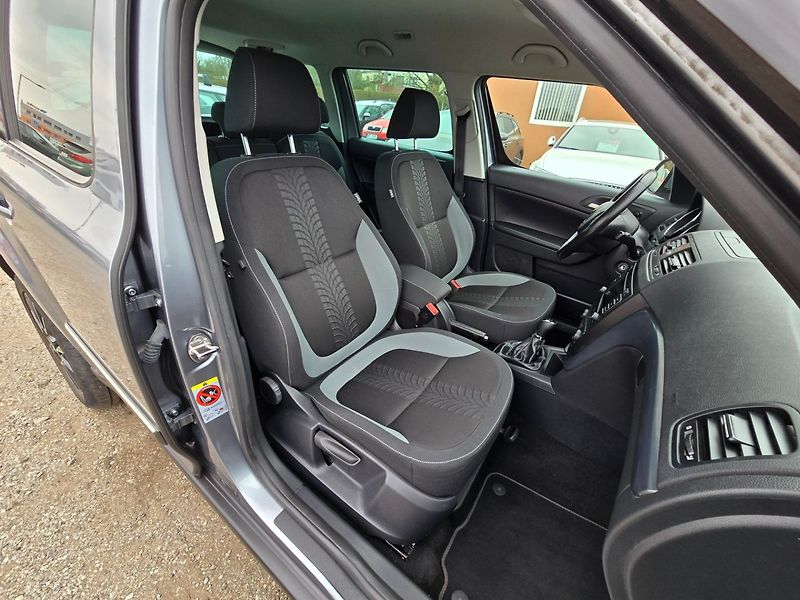Škoda Yeti (2013) 2.0 TDi 81KW Advent - fotka 21 z 23