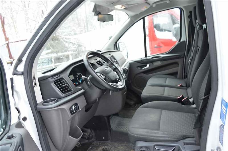 Ford Transit (2021) CUSTOM 2,0 D - fotka 13 z 18
