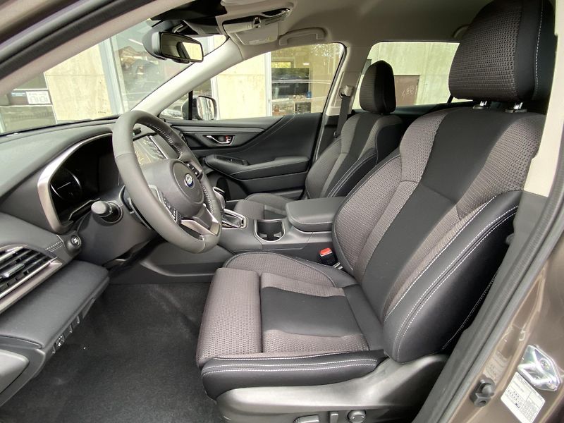 Subaru Outback (2025) 2.5i-ACTIVE EyeSight MR 2025 - fotka 9 z 20