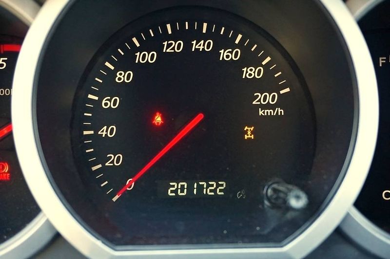 Suzuki Grand Vitara (2007) 1,9 DDIS 95 kW - fotka 30 z 35