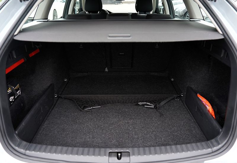 Škoda Octavia kombi IV  2.0 TDI/120 PS/navi - fotka 13 z 48