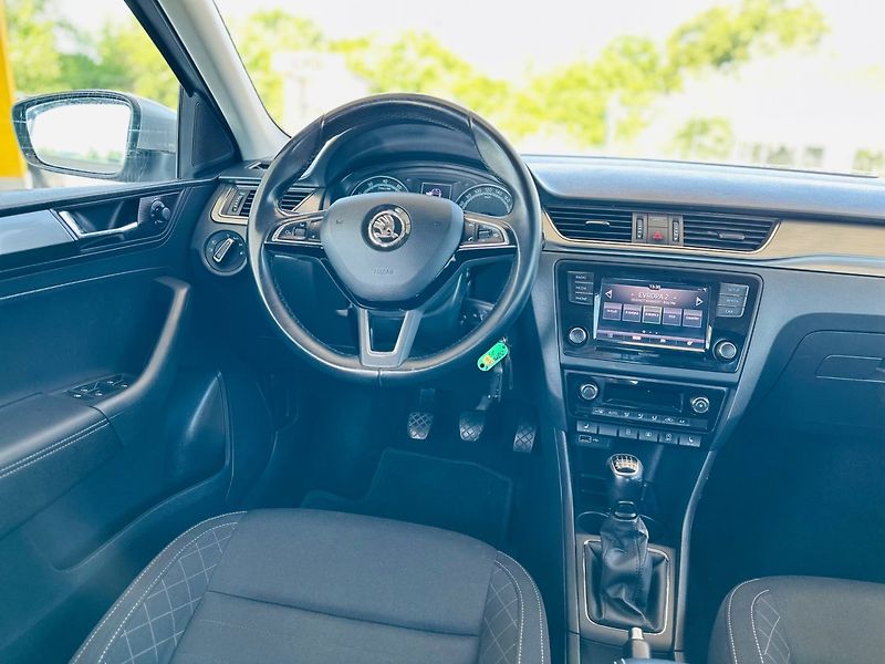 Škoda Rapid (2018) 1.0TSi APP, PĚKNÝ STAV, - fotka 7 z 10