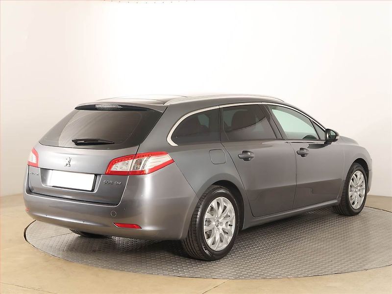 Peugeot 508 (2013) 2.0 HDi, Automat, Navi - fotka 5 z 18