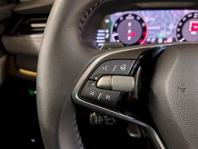 Škoda Octavia (2024) 1.5 TSI 110 kW DSG Top Selecti - fotka 8 z 31