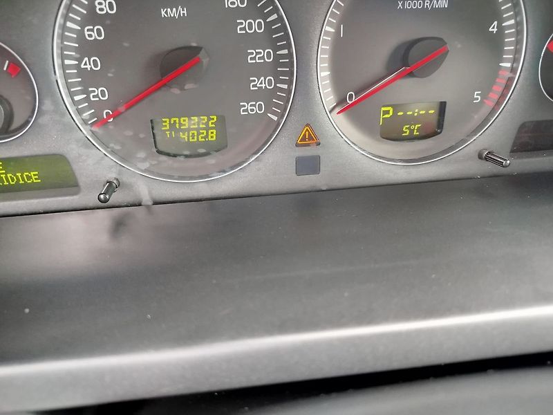 Volvo XC90 - fotka 3 z 28