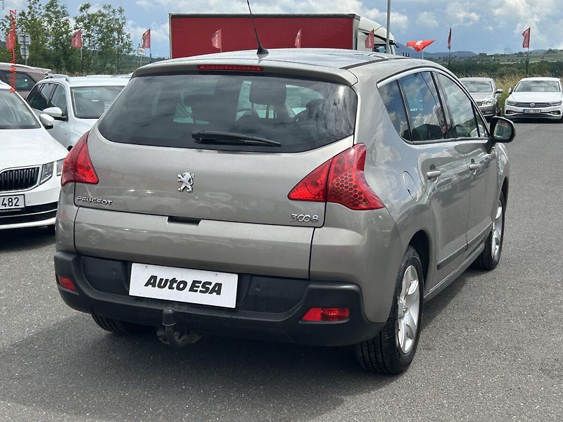 Peugeot 3008 (2009) 1.6 HDi, servis.kniha - fotka 4 z 15
