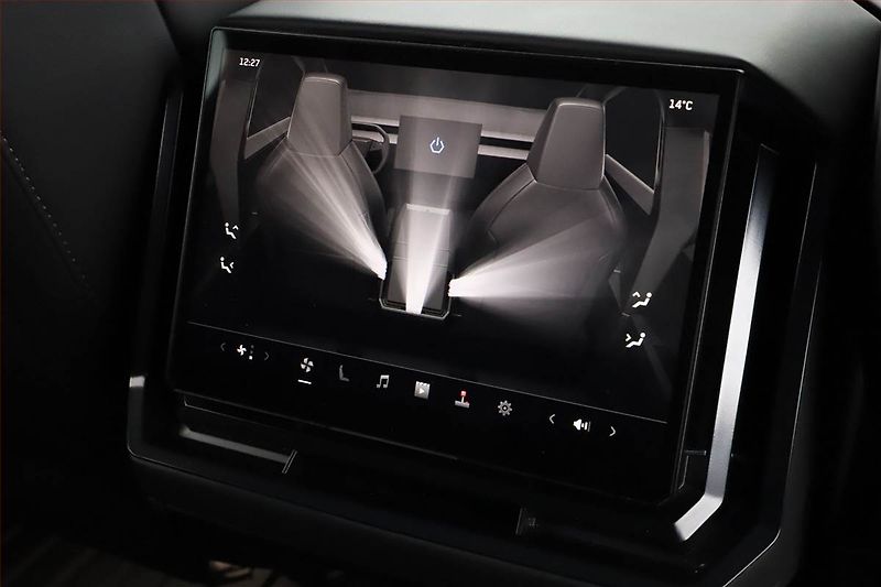 Tesla Cybertruck (2024) Dual Motor AWD - fotka 25 z 30
