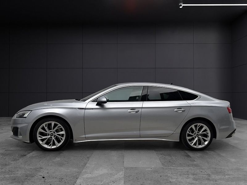 Audi A5 45TFSI quattro NezT Kam Matrix - fotka 3 z 19