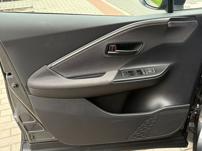 Toyota C-HR 1.8 Style - fotka 5 z 21