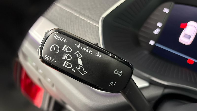 Škoda Octavia 2.0 TDI Style - fotka 14 z 27